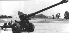 122-мм полевая пушка Д-74 в походном положении